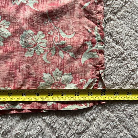 Tommy Bahama 100% Silk Botton Down Hawaiian Shirt‎ Men’s Size L - Picture 6 of 6